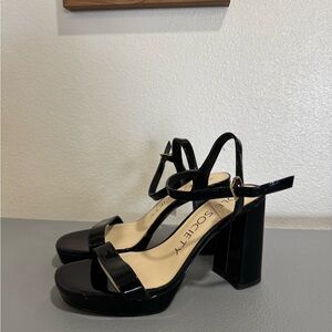 Sole Society Black Patent Leather Heels
